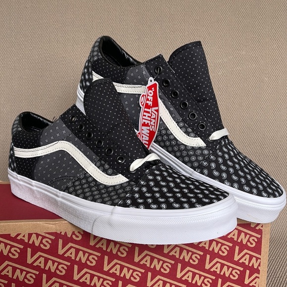 Vans WMNS Old Skool Tie Print Patch Work Black / True White Sneakers - Picture 5 of 16